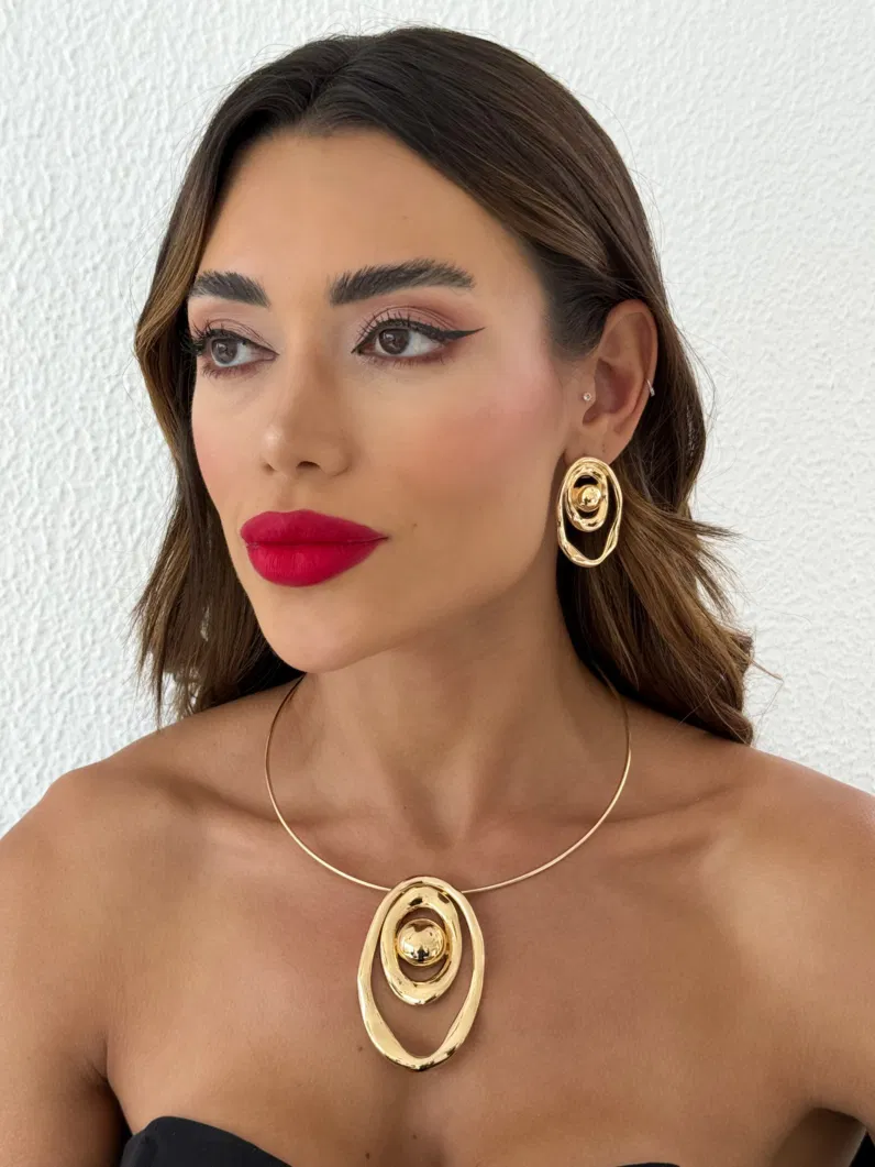 Conjunto Aro Colar e Brinco Folheado a Ouro 18k e  Design Orgânico