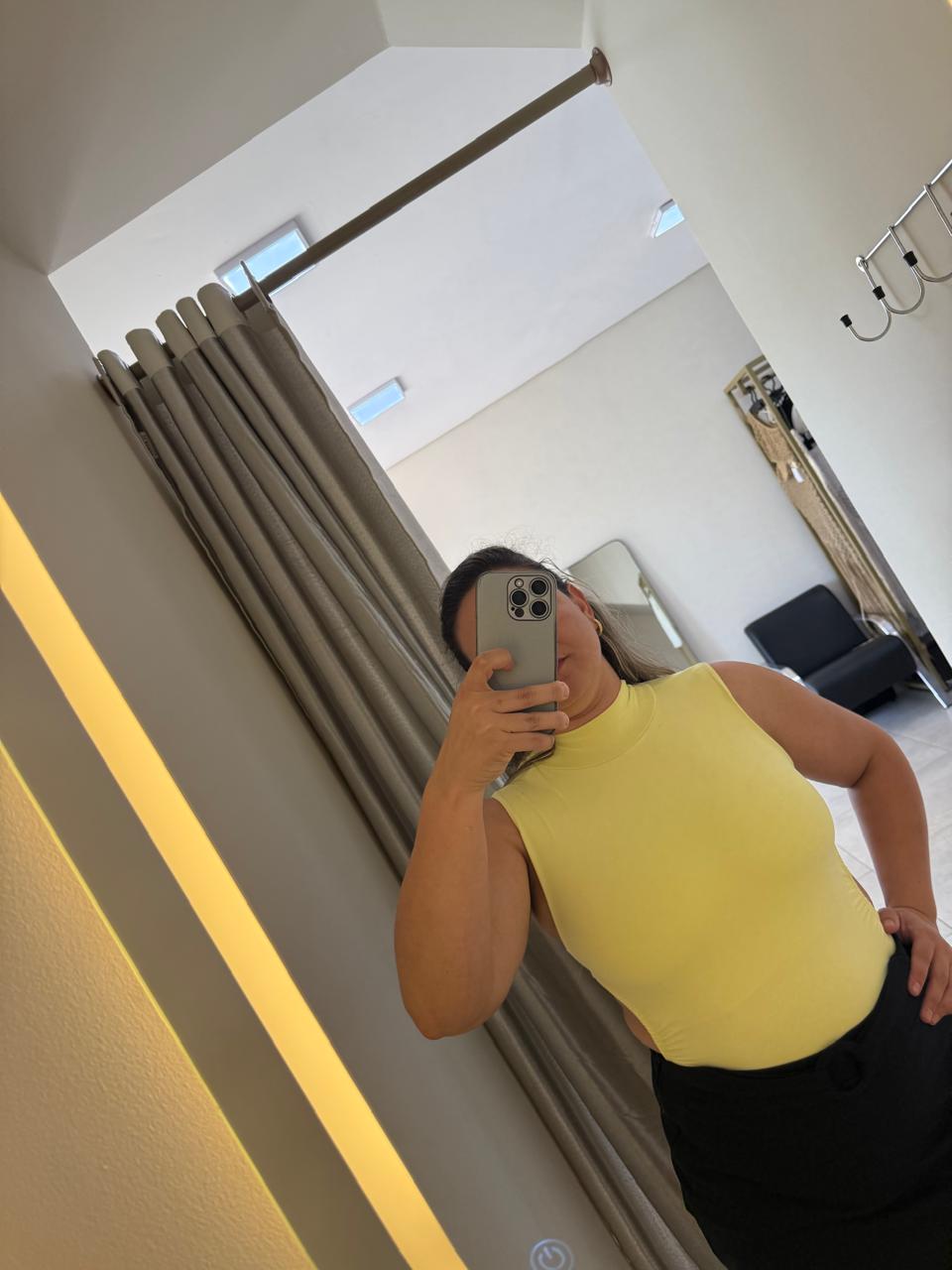 Body decote nas costas — foto 2 de 2