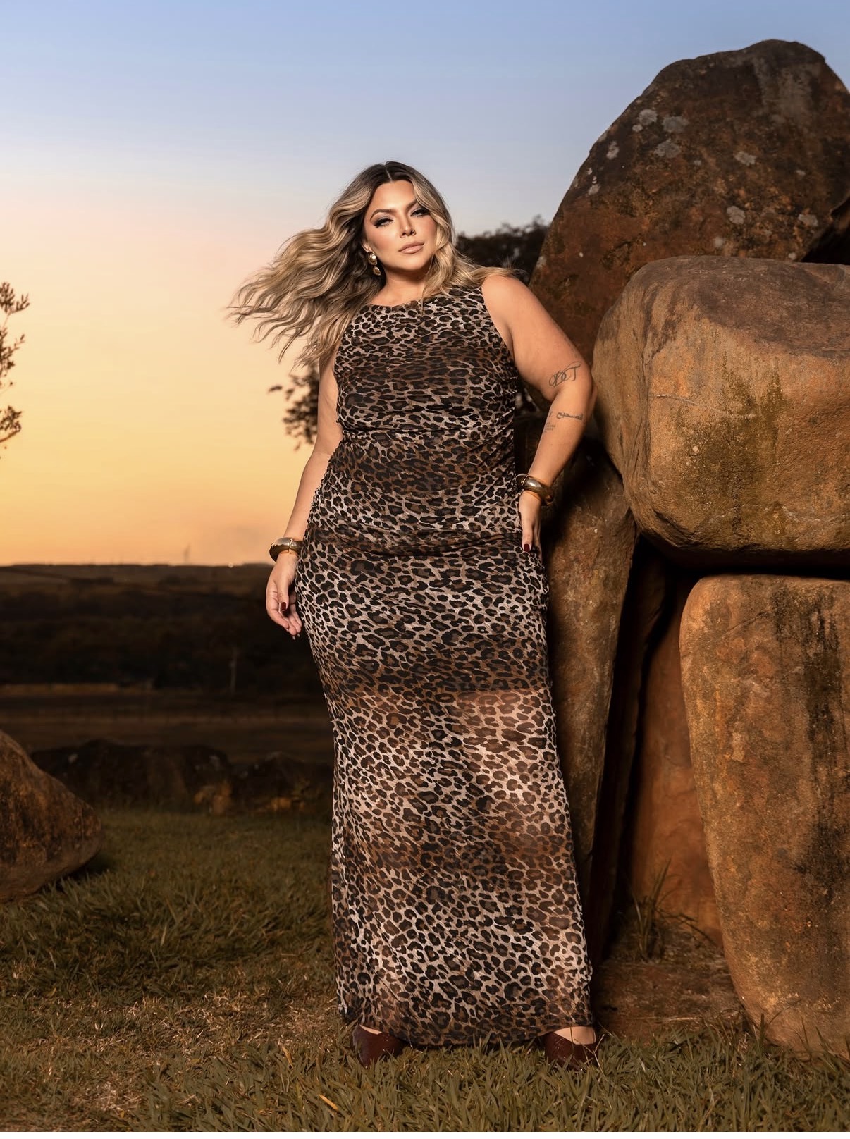 Vestido de tule onça