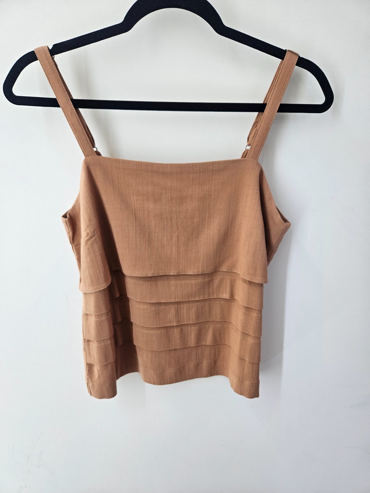 Blusa Babado bege alça