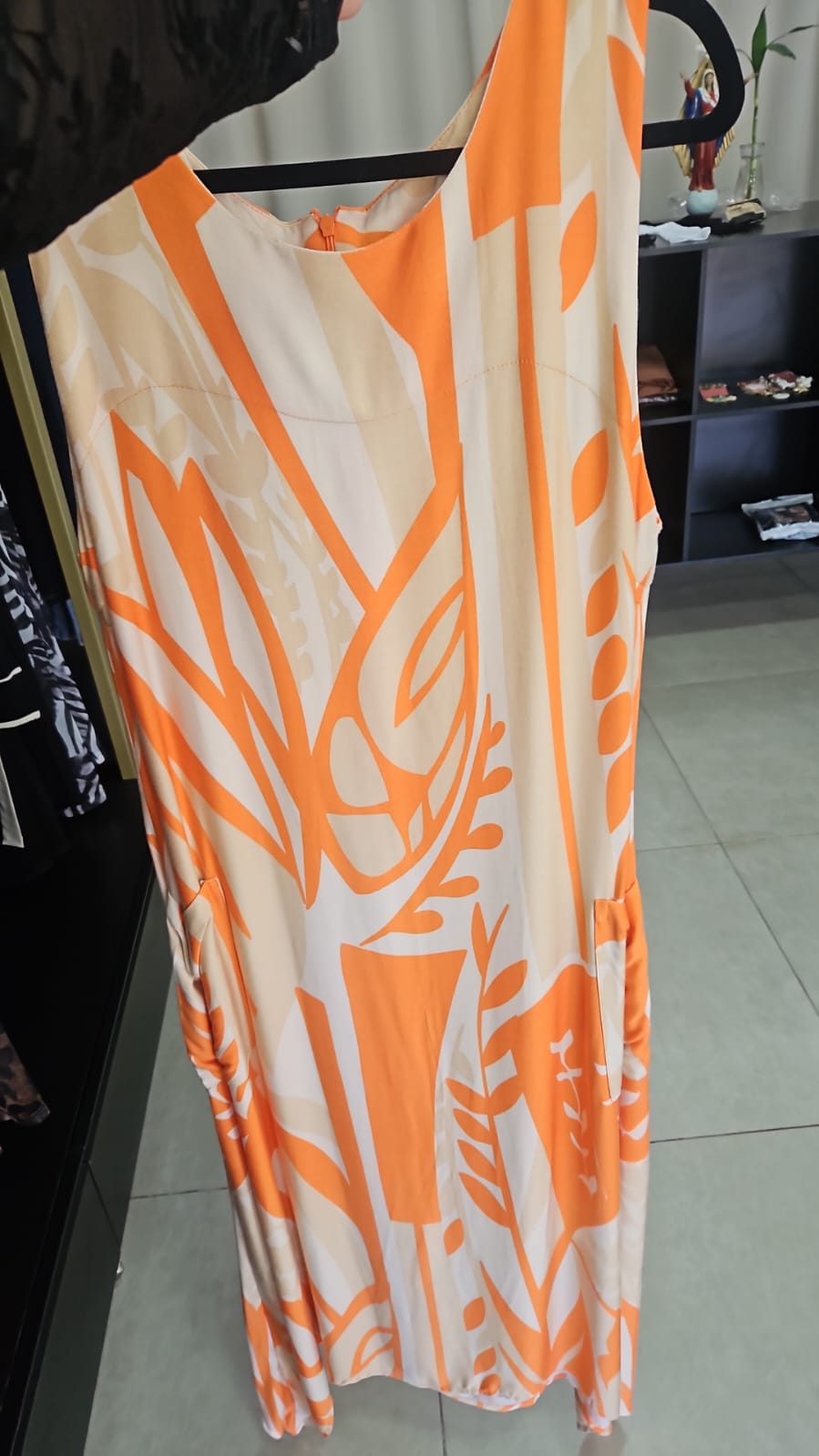 Vestido Majula pontas asimetricas