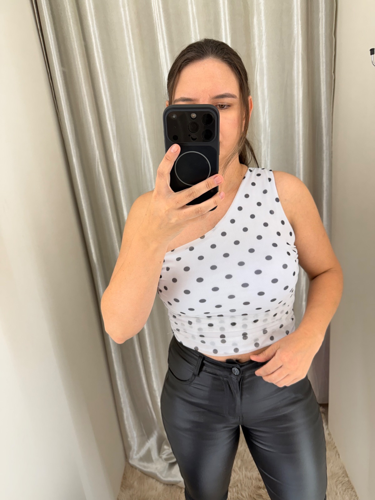 Cropped póa branca